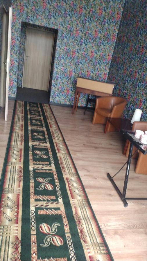 Hotelik Mona-Pokoje Z Lazienkami Έλμπλαγκ Εξωτερικό φωτογραφία